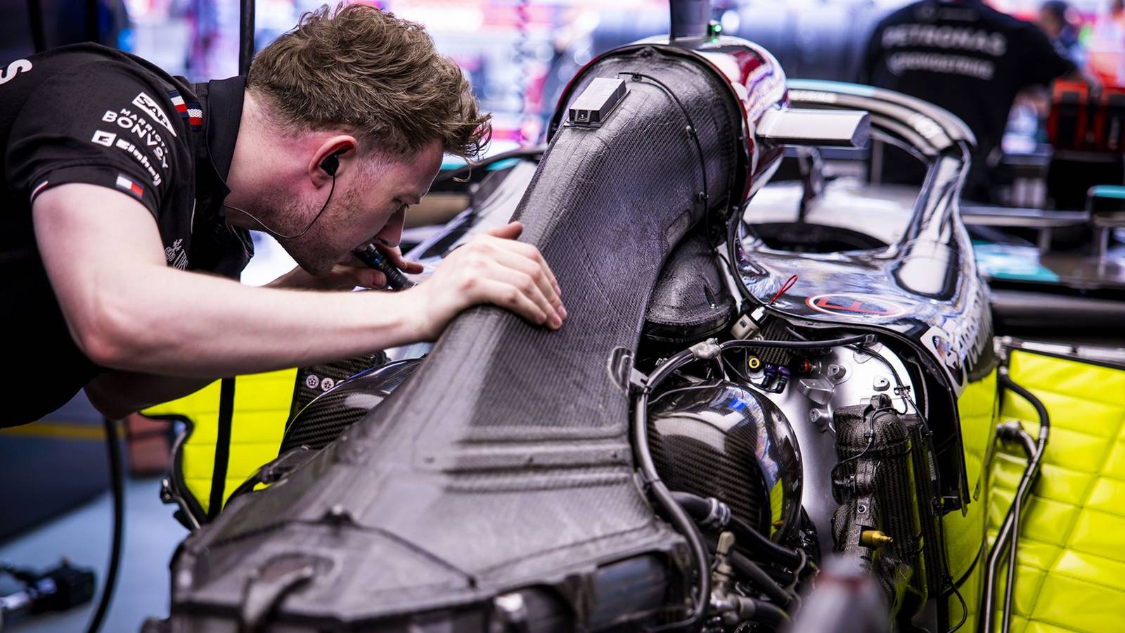 F1 Engines vs. Road Cars: Exploring the RPM & Power Divide